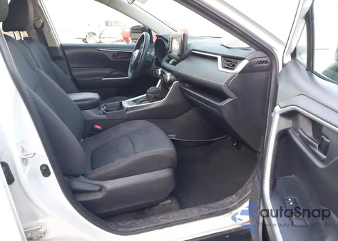 2020 Toyota Rav4 Le z USA, uszkodzony, nr VIN 2T3F1RFV0LC084997